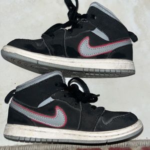 Toddler boys Jordan size 10c